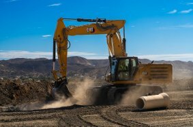 Cat® 340 Excavator with Variable Angle Boom (VAB) option.