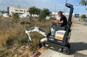 First Bobcat Electric Mini-Excavator in Spain for Rent