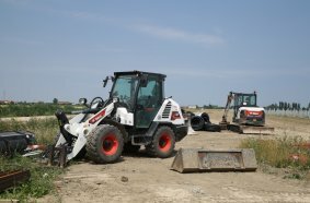 Bobcat machinery plays a key role in the construction of one of Italy´s largest agro-photovoltaic plants