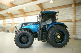 New Holland marks two millionth Basildon tractor