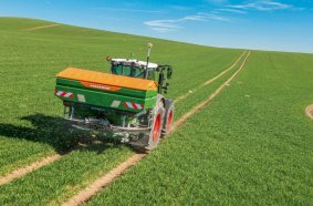 The AutoSpread system has been intensively tested in practice on over 100,000 hectares during the series development.