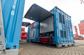 World’s strongest land-based crane completes fully electric operations testing