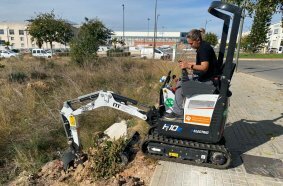 First Bobcat Electric Mini-Excavator in Spain for Rent