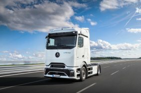 eActros 600 Sattelzugmaschine - zero-emission; CO2-neutral; electric; battery; e-mobility; e-truck; Weltpremiere; Mercedes-Benz