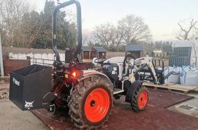 CT2040 compact tractor
