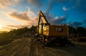Cat® MH3032 Material Handler