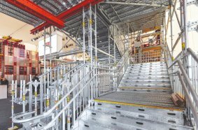 With just a few additional components, the PERI UP Scaffolding Kit with PERI UP Public now provides an option for erecting scaffolds, stairs and access points for public spaces.
