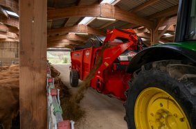 New generation of straw-blower feeders PRIMOR GII 110.1 Polydrive