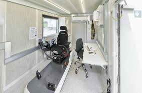 The fully equipped Workplace of the Future - container with the new LiReCon for Crawler Dozers.