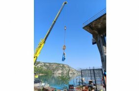 A GSZ pump comes in for work.