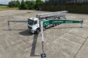 European premiere in Belgium: Giant concrete pump on a 7-axle Mercedes-Benz Arocs