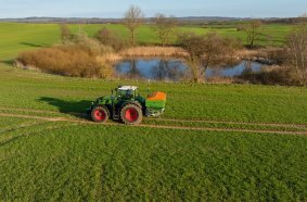Intuitive and variable adjustment when border spreading. Simply enter the desired result and drive off.