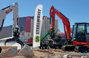 Steelwrist to present XTR third-generation tiltrotators and SQ40 automatic coupler solution at SaMoTer exhibition in Italy