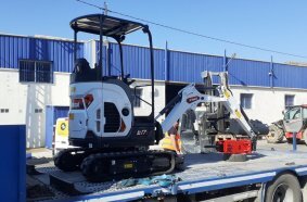 Bobcat E17z transport