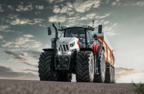 Hot news from Agritechnica 2025: The all-new STEYR® Cervus CVT