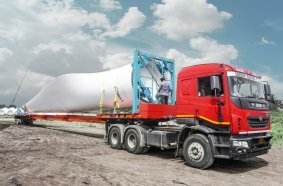 SCHEUERLE Extender units from the Bawal site: The vehicles are used for the transport of rotor blades.