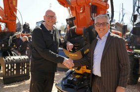 Krister Blomgren, CEO engcon and Francesco Quaranta, HCME President and CEO