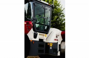 Dynapac Reenters the 16-Ton Asphalt Roller Class with the CC7000 VI