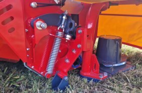 ROZMITAL launches the new SD-300R disc mower with roller conditioner