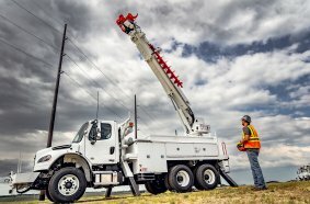 Utility Expo attendees will be able to demo several different Terex Flex Pro control consoles for digger derricks. 