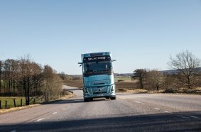 Up to 600 km on one single charge. That’s how far Volvo’s next-generation heavy-duty electric truck will be able to drive.
