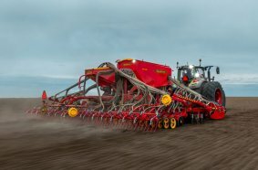 Väderstad Spirit 800C seed drill
