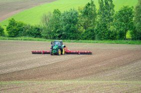 Maximum output with working widths up to 12.4 metres