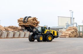 Komatsu WA475-10