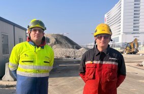 Manitowoc technicians Cyrille Giamello and Massimo Rizzo.