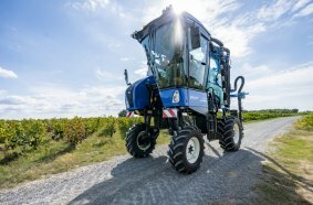 New Holland Braud compact grape harvesters