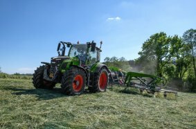 Compact tractor for professionals – the Fendt 500 Vario Gen4 series