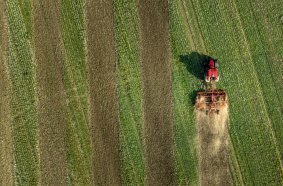 Väderstad unveils a new front tool that maximises the tillage intensity of Carrier XT and Carrier XL