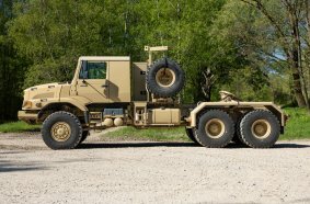 Mercedes-Benz Zetros, similar to exhibited one