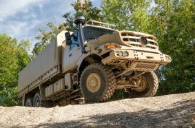 Mercedes-Benz Zetros, similar to exhibited one