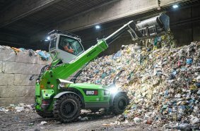 Maximization of storage space through precise stacking of large quantities of household waste.