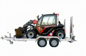 The matching trailer for the compact Manitou ULM 412 makes the machine even more mobile