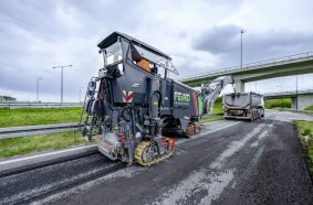Soon after completion of the city centre project, the W 120 Fi was able to demonstrate its impressive performance again on the outskirts of Berlin.