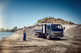 FUSO Next Generation eCanter with 3-Way-Tipper