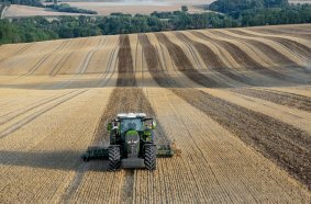 Makes the working day a pleasure. Fendt 800 Vario