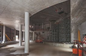 Most of the wall and slab surfaces in the new building were made of architectural concrete.