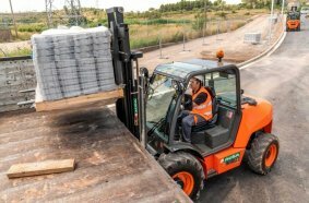 AUSA C251H rough terrain forklift