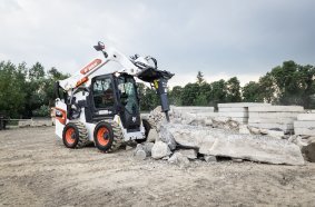 Bobcat S86 R-series skid steer loader
