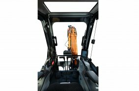 Develon DX35Z-7 Mini Excavator cabin