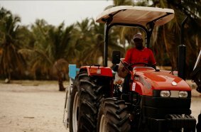 Case IH brings beach care project to Africa