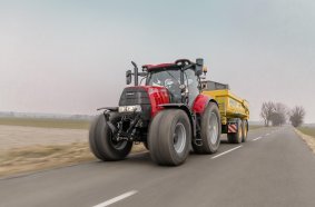 Case IH turns up the heat for extra-strong paintwork