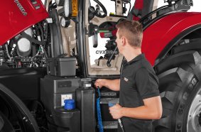 CASEIH PUMA 175 CVX Drive <br> Image source: CNH Industrial N.V.