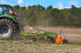 The high release force of up to 800 kg ensures a consistent working depth.