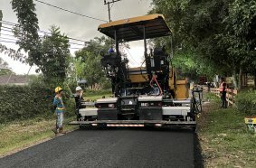 Cat AP455 Asphalt Paver