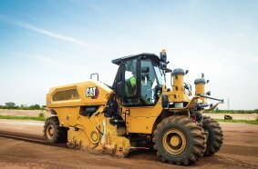 Cat RM600 reclaimer/stabilizer
