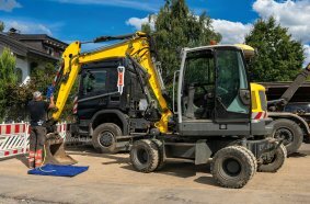 Drip tray, Flex funnel, hydraulic line